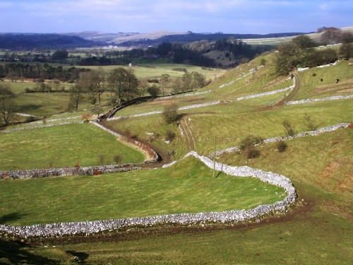 The footpath from Narrowdale follows the wall towards Beresford Dale